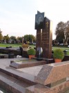 Художественное оформление надгробий. Накладные буквы, числа, кресты. hspace=