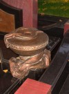 Ваза для цветов из бронзы. Изготовим под заказ вазы для надгробий. <span