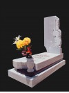 Памятник резной может быть выполнен из гранита, мрамора , белого камня, белого камня. hspace=
