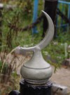 Наконечник на столбик оградки. Мусульманский памятник. hspace=